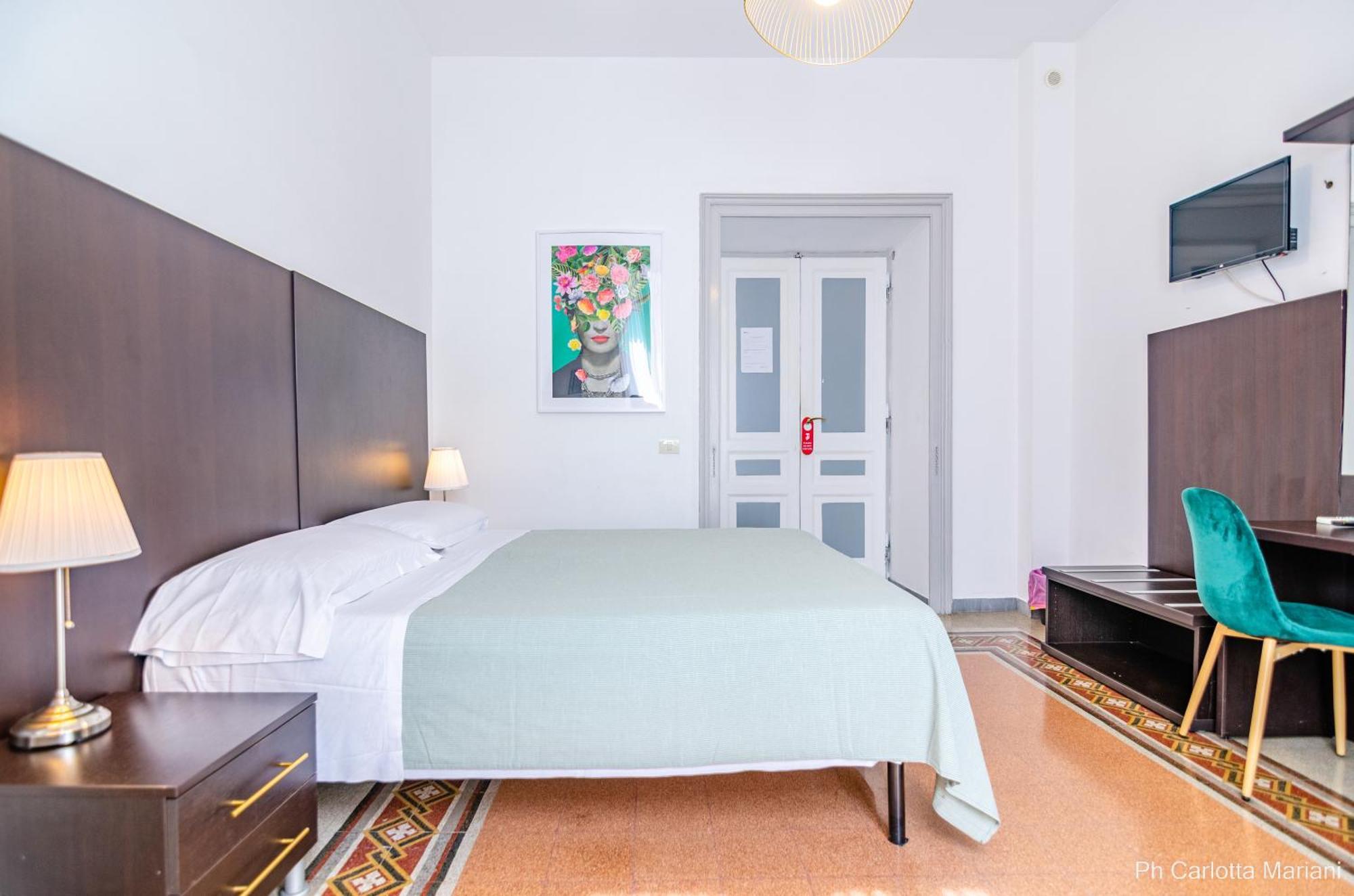 Double Room Private Bathroom